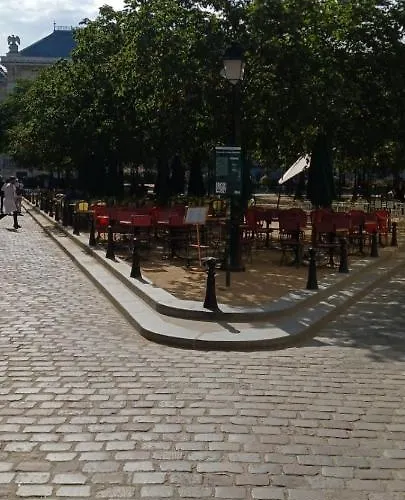 Emily In Apartmán Paříž